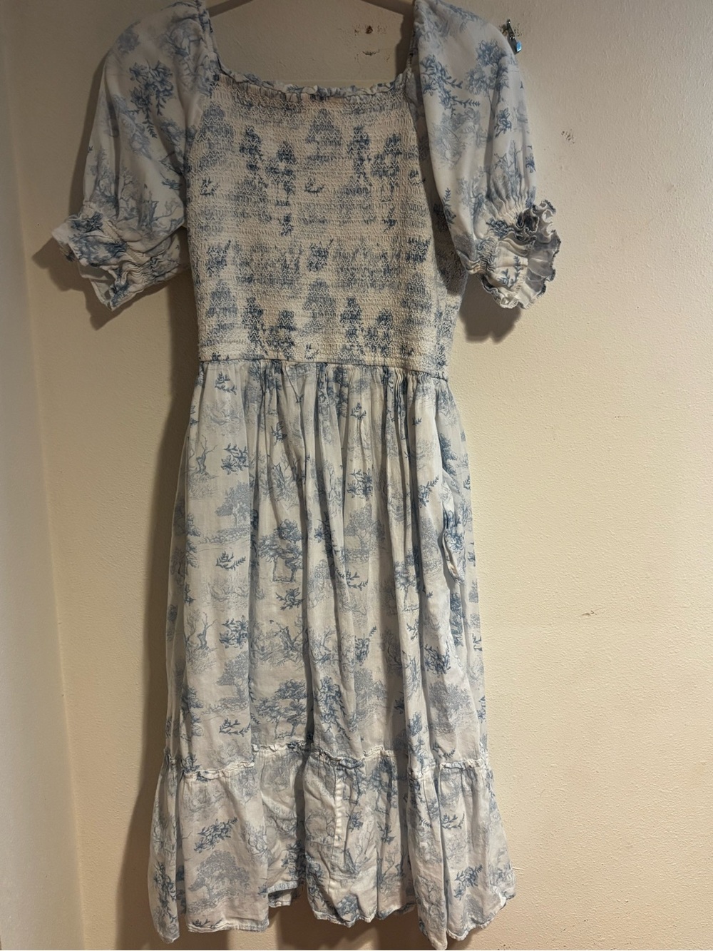 Ivy City Co Valencia Light Blue Floral Midi Dress with Puff Sleeves - Picture 3 of 5